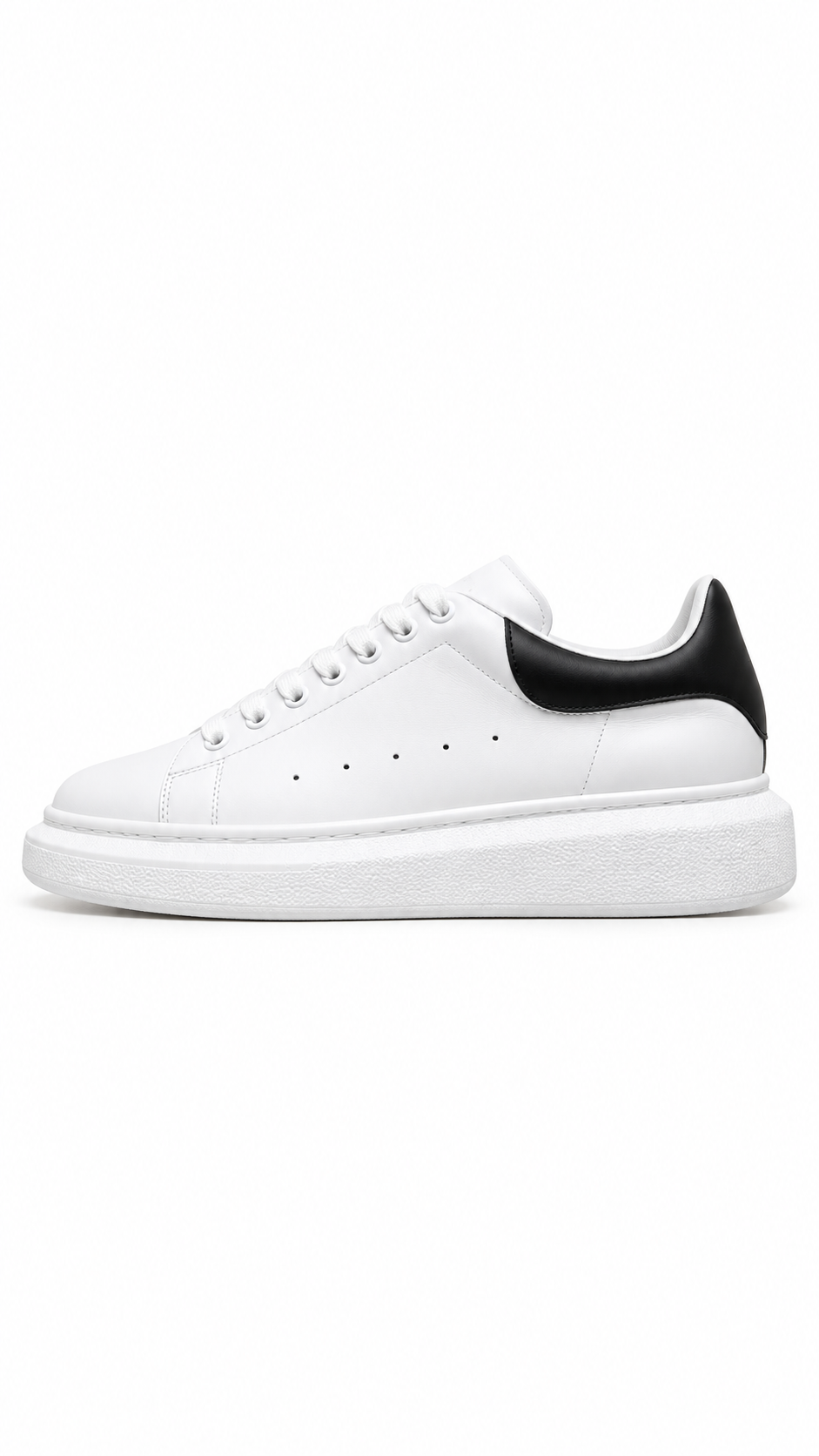 Queen Sneaker