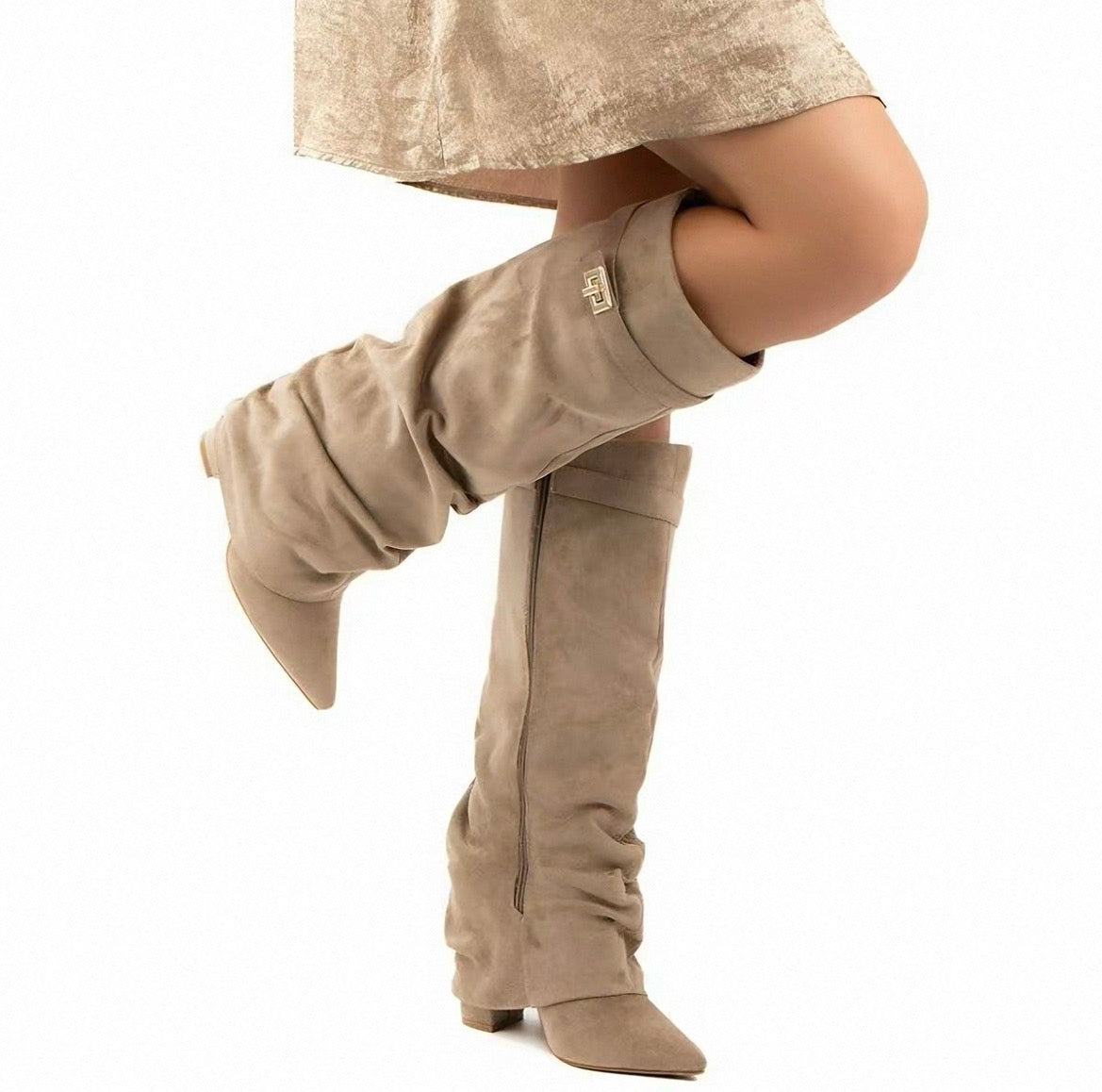 Viral Pointed Boots