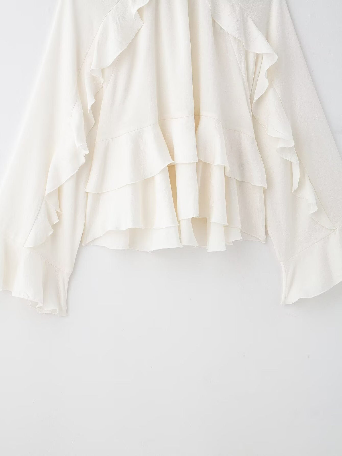 Loose Ruffle Blouse