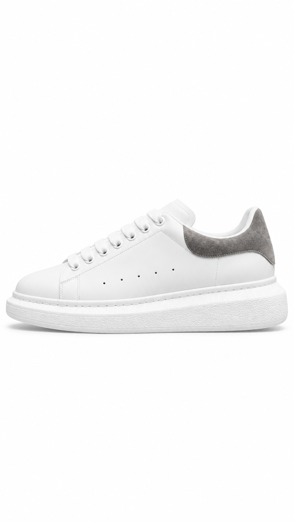Queen Sneaker