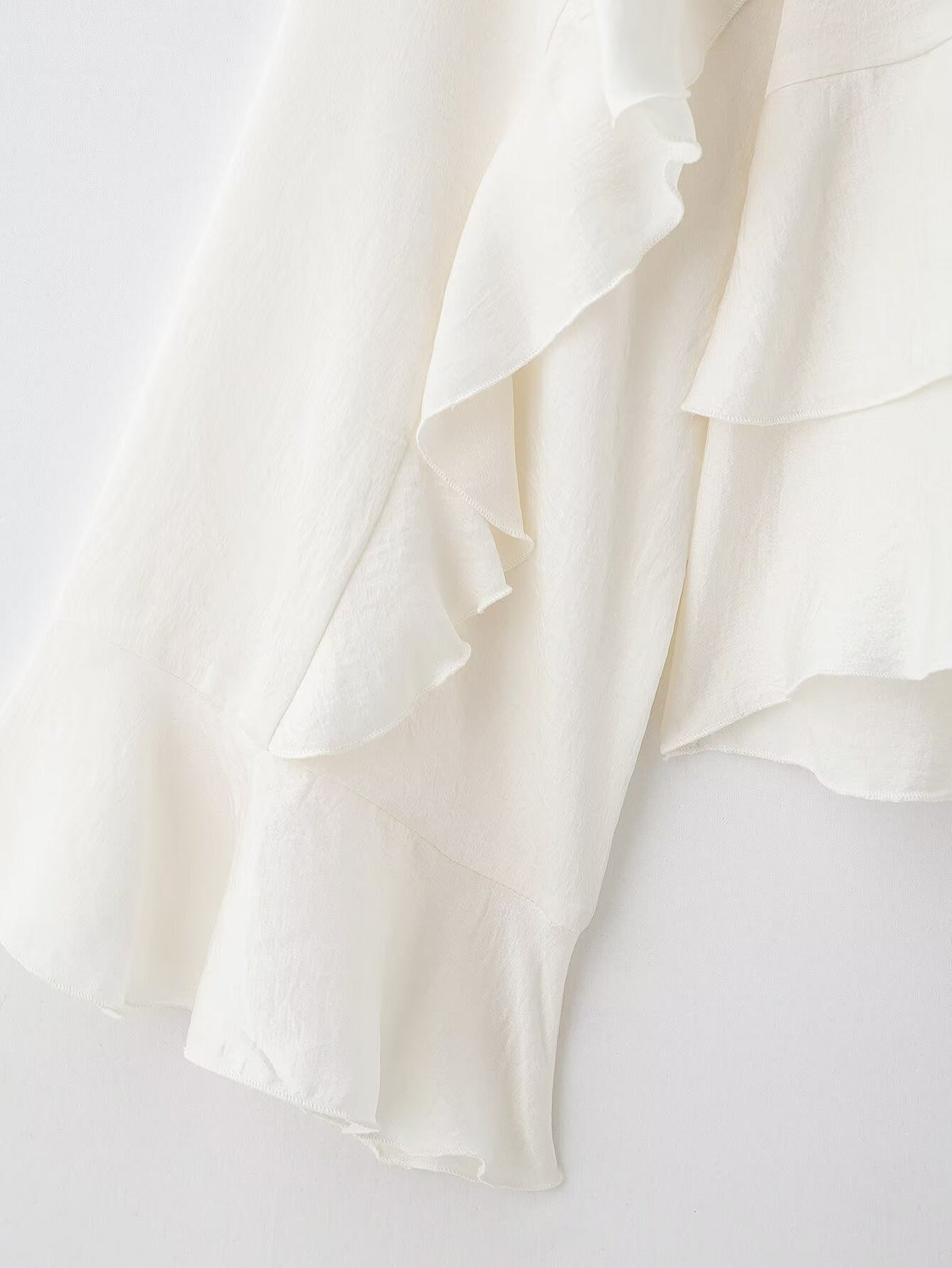 Loose Ruffle Blouse
