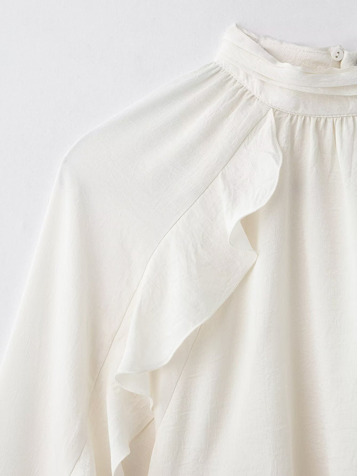 Loose Ruffle Blouse