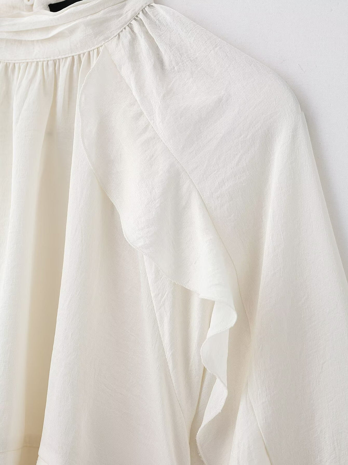 Loose Ruffle Blouse