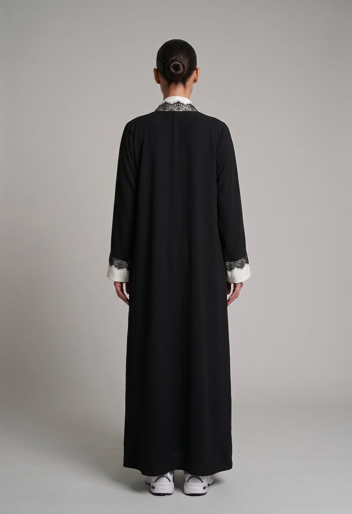 Aurelia Noir Kimono
